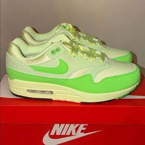 Nike Air Max 1 ‘87 ‘Vapor Green’ HJ7329-376 Women’s Size 10